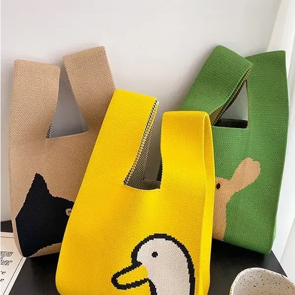 FINAL ONE!!!($8) Duck Print Knit Tote - Picture 3 of 7